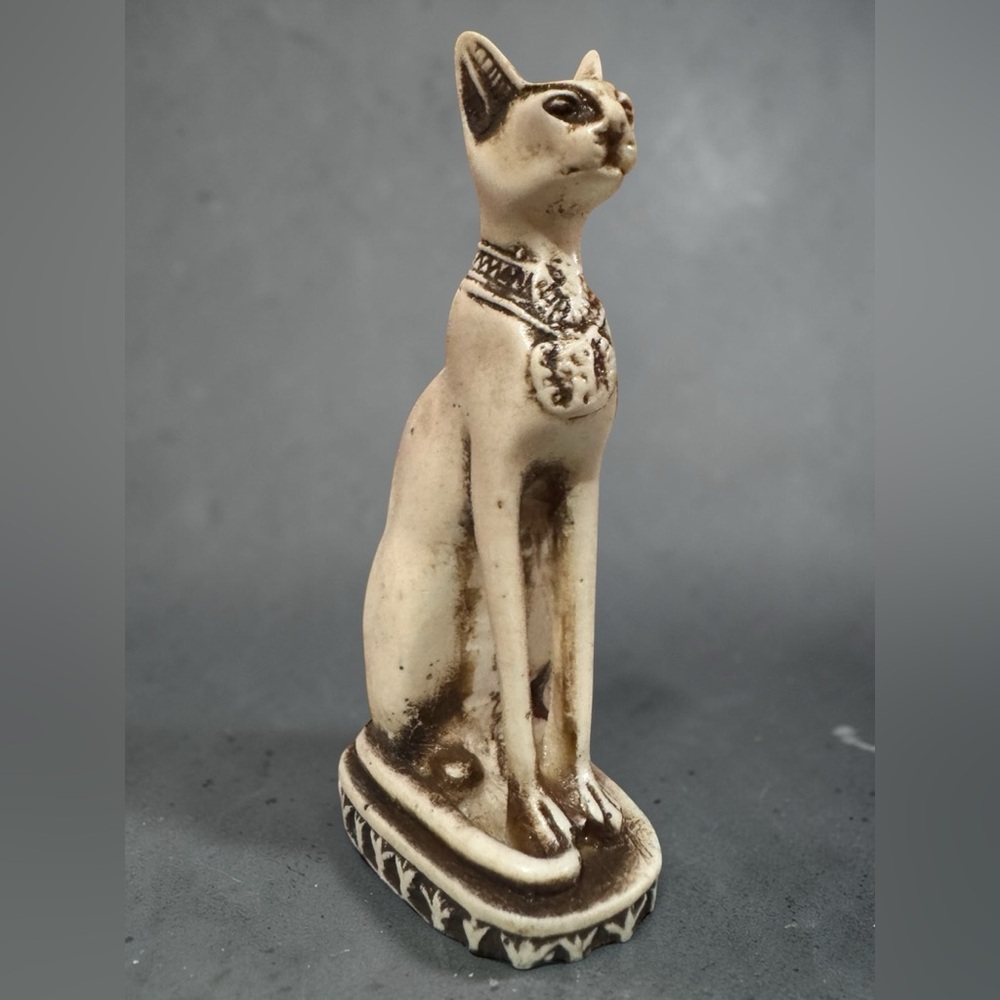 BASTET Ancient Egyptian Cat Goddess of Divine Protection Stone Sculpture.